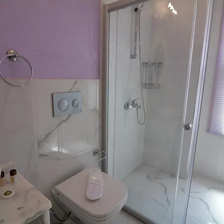 Kiraz Cicegi Butik アクヤカ