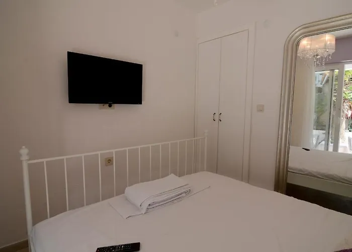 Kiraz Cicegi Butik * Akyaka (Mugla)